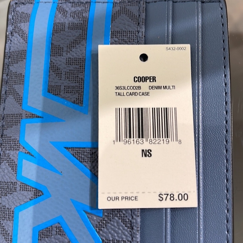 Michael Kors Cooper Graphic Logo Tall Card Case Denim Multi 36S3LCOD2B
NWT - Picture 2 of 16